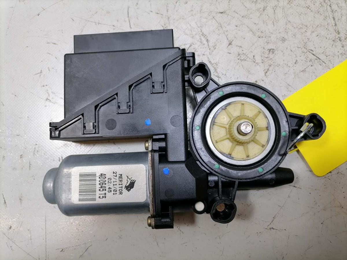 VW Polo 9N1 original Fensterhebermotor vorn links Bj.2002